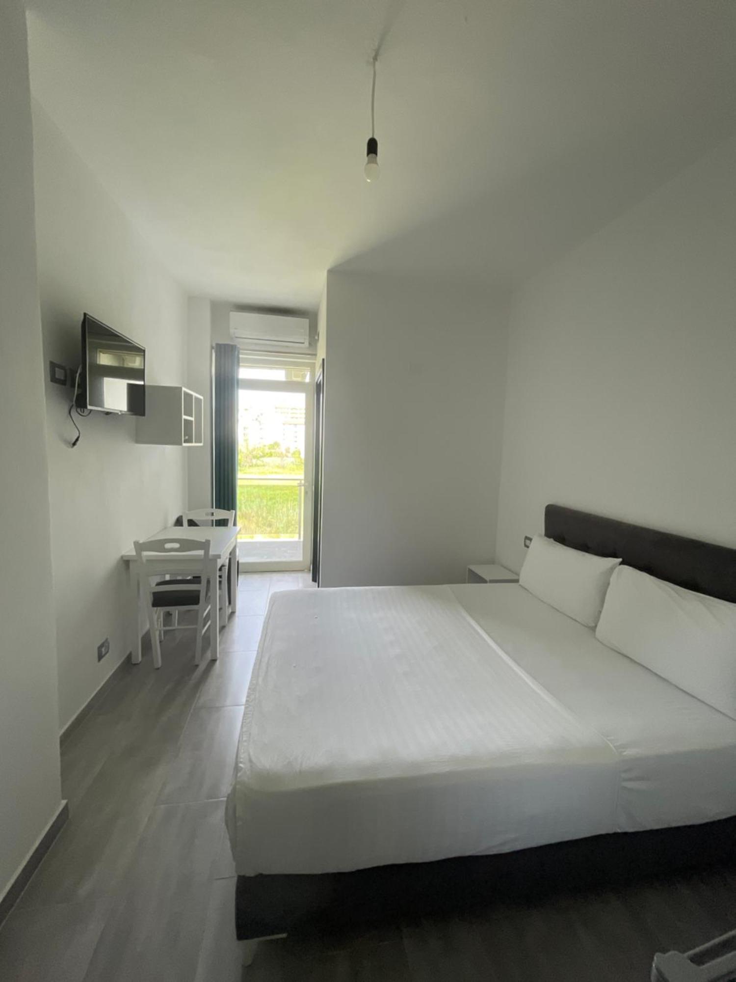 Lumnik - Hotel & Apartments Lezhe Luaran gambar